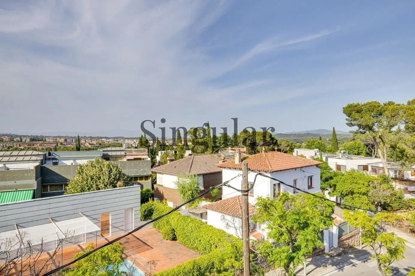 Vista exterior de Casa o xalet en venda en Sant Cugat del Vallès amb Calefacció, Jardí privat i Traster