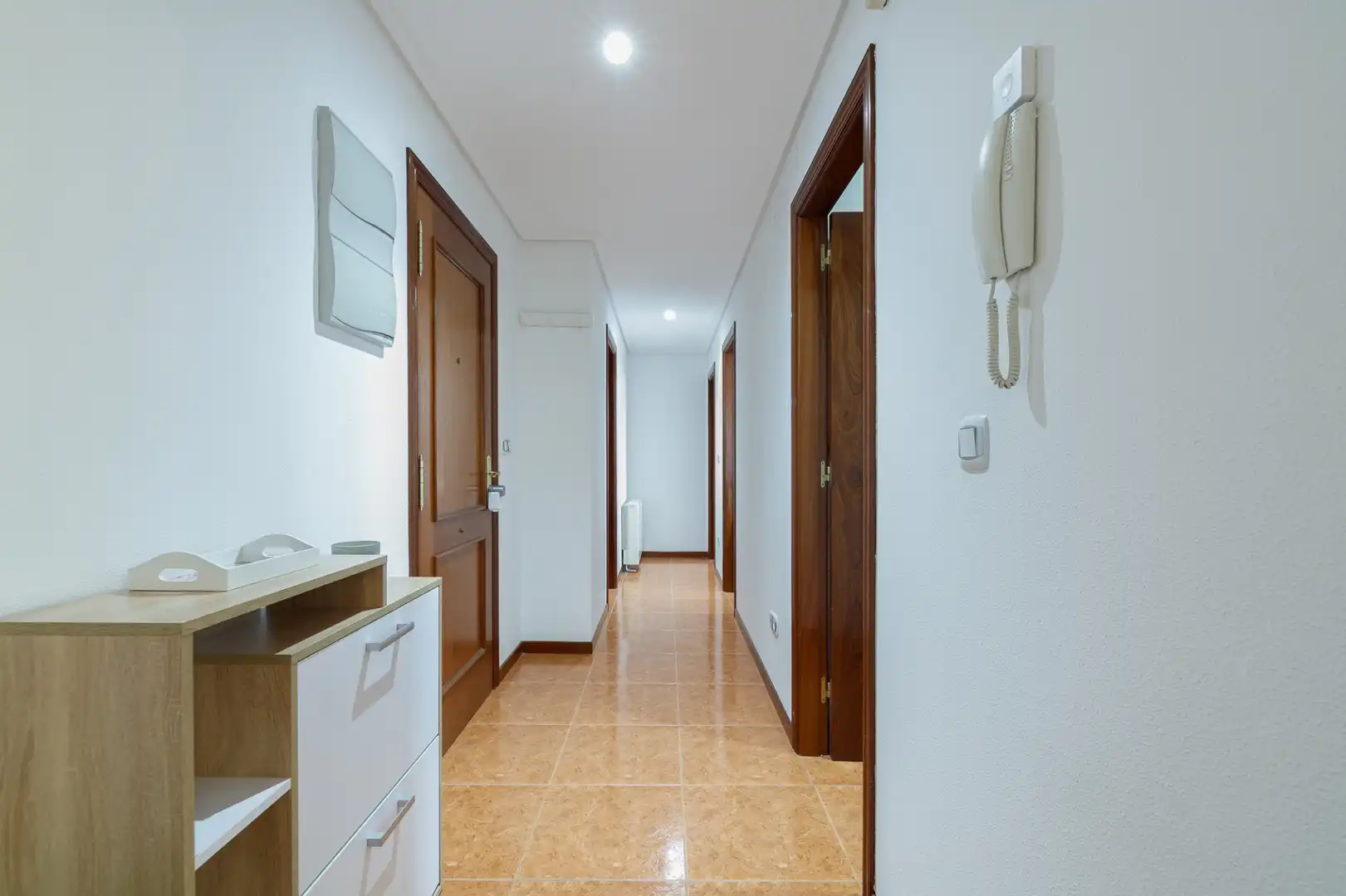 Apartamento de alquiler en Cangas  con Calefacción, Parquet y Amueblado