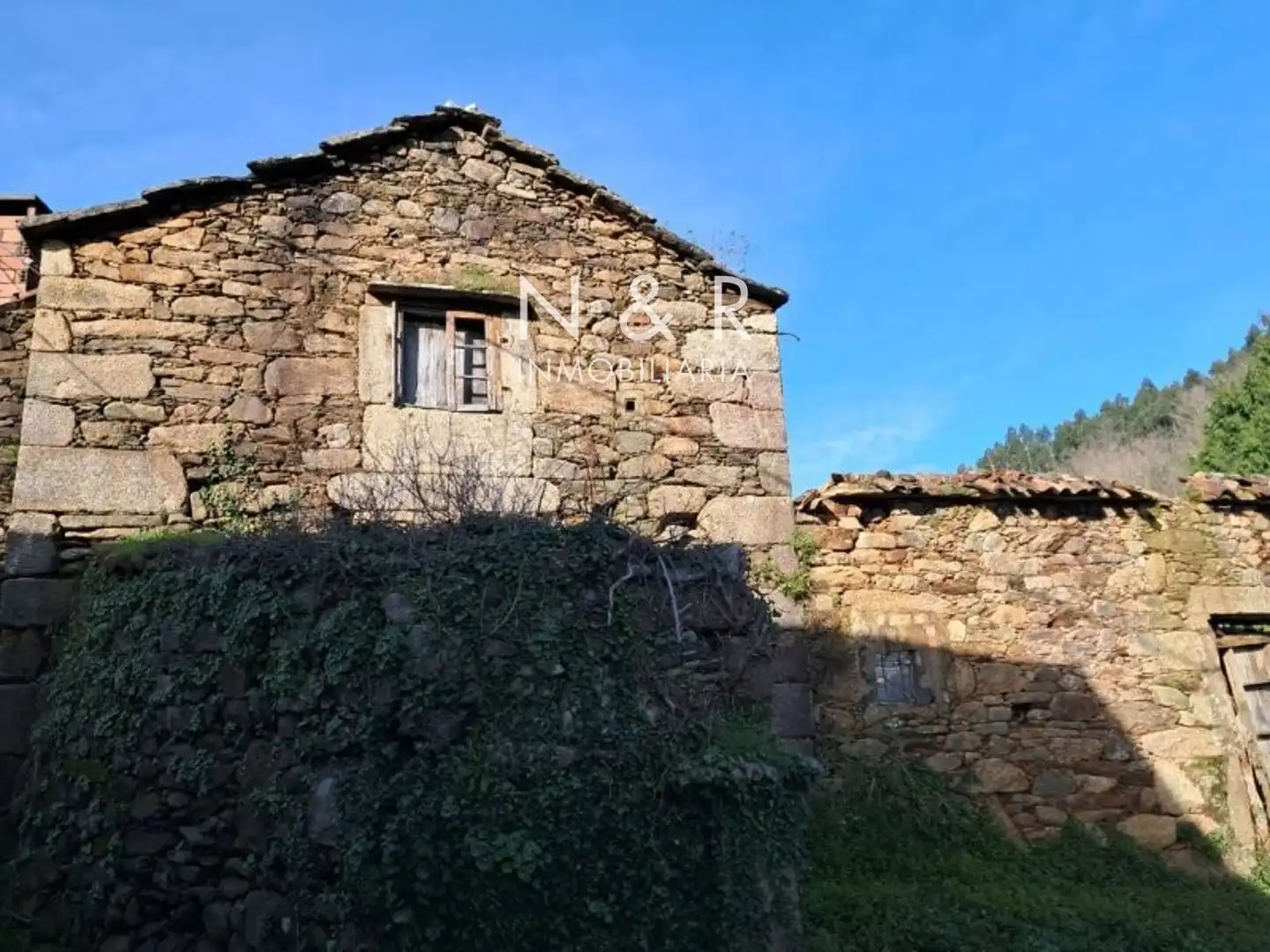 Vista exterior de Casa o chalet en venta en Santiago de Compostela 