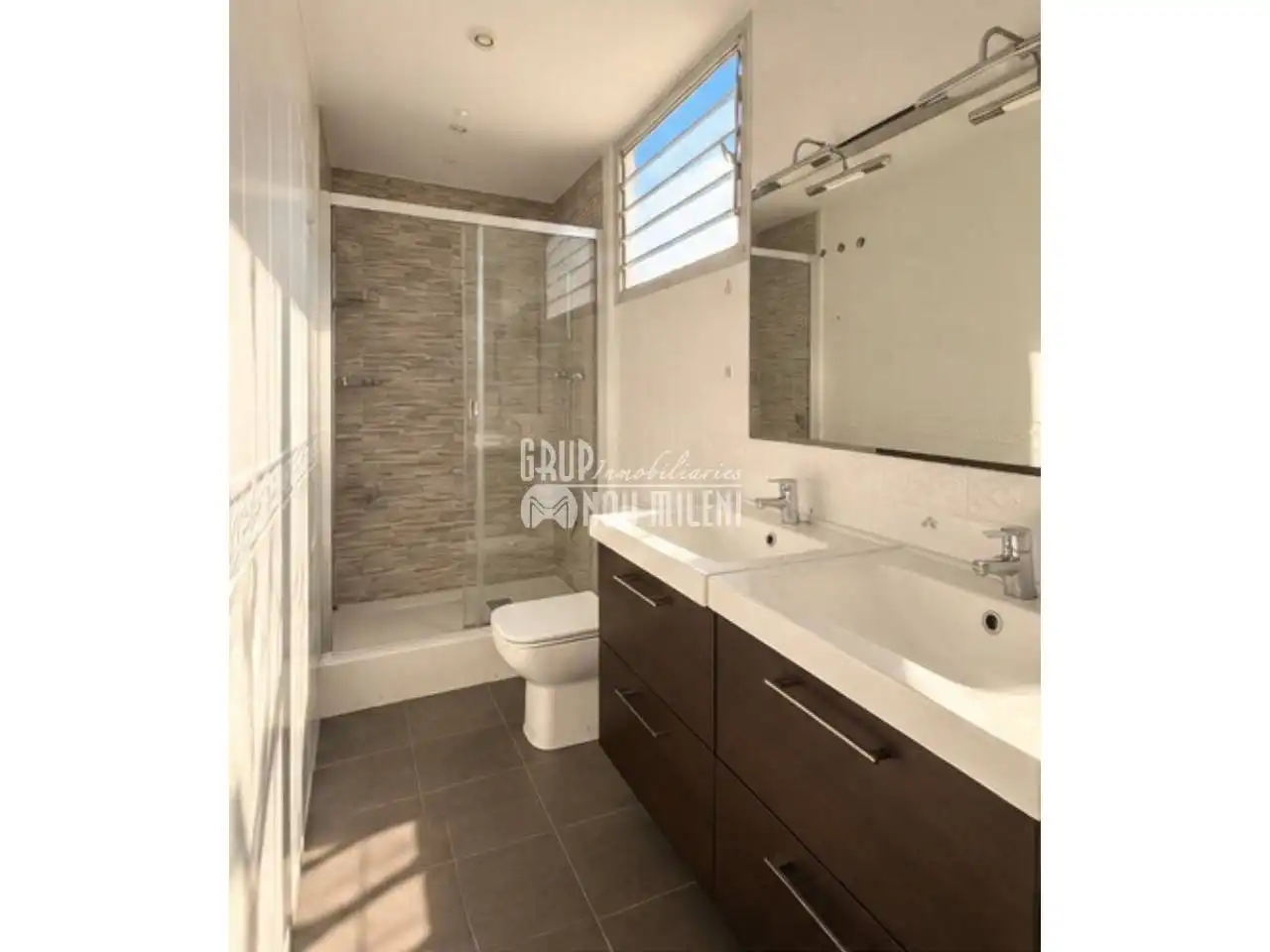 Flat with balcony to rent in Avenida Peris i Valero, imagen 3