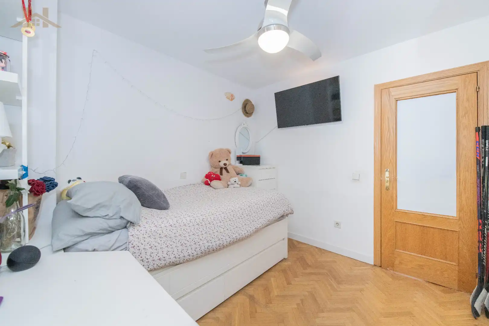 Schlafzimmer von Wohnung zum Verkauf in Tres Cantos mit Klimaanlage, Heizung und Möbliert