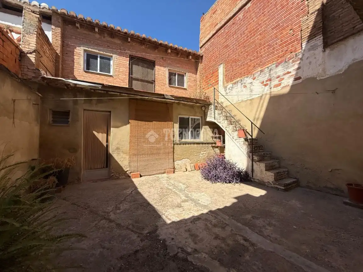 Exterior view of Detached homes for sale in Valencia  with Terrace and Balcony