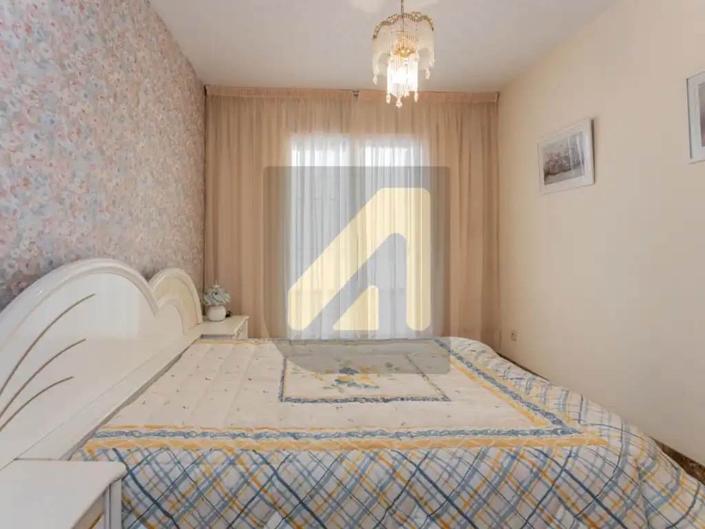 Dormitori de Apartament en venda en L'Hospitalet de Llobregat