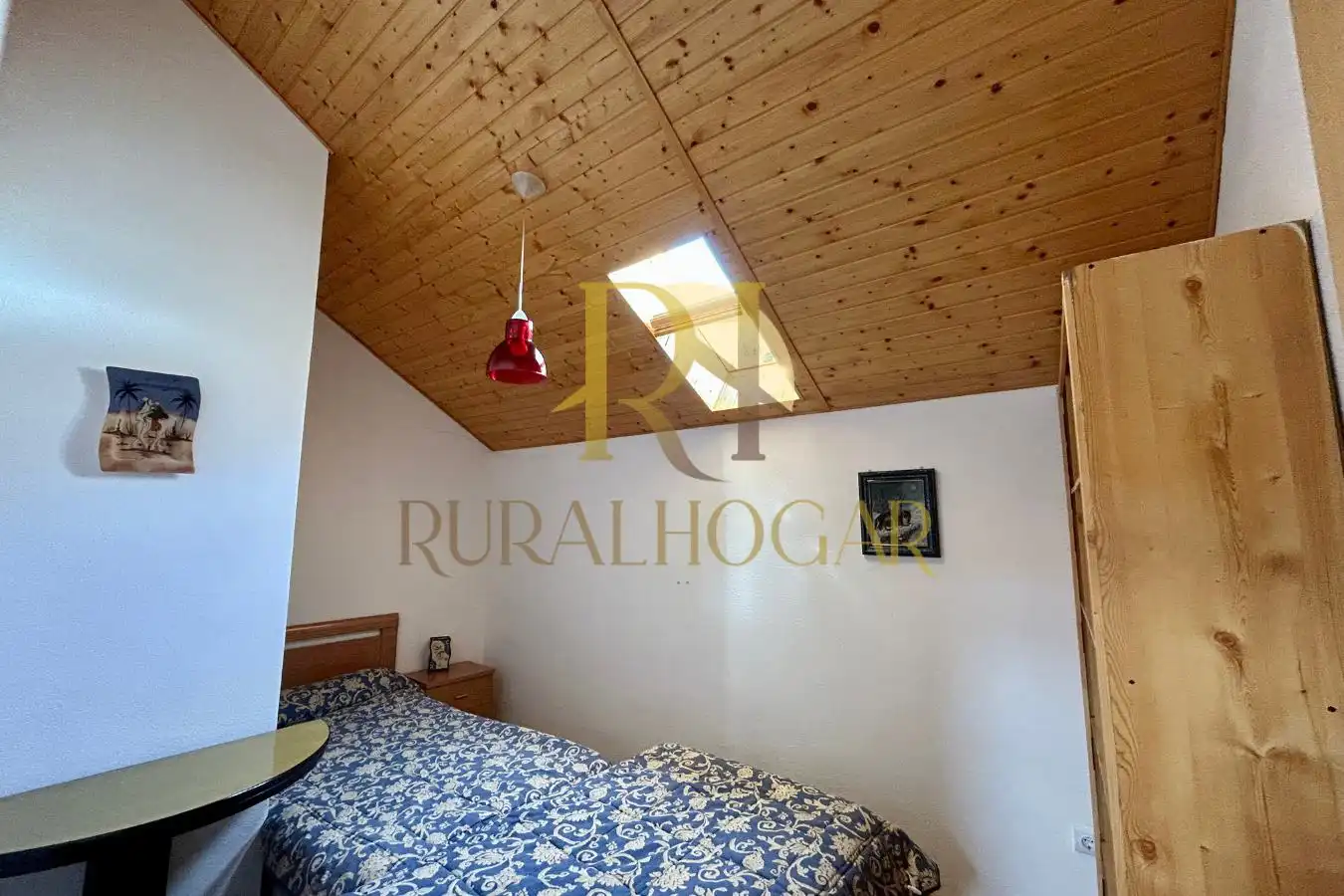 Schlafzimmer von Wohnung zum Verkauf in Cabrillanes