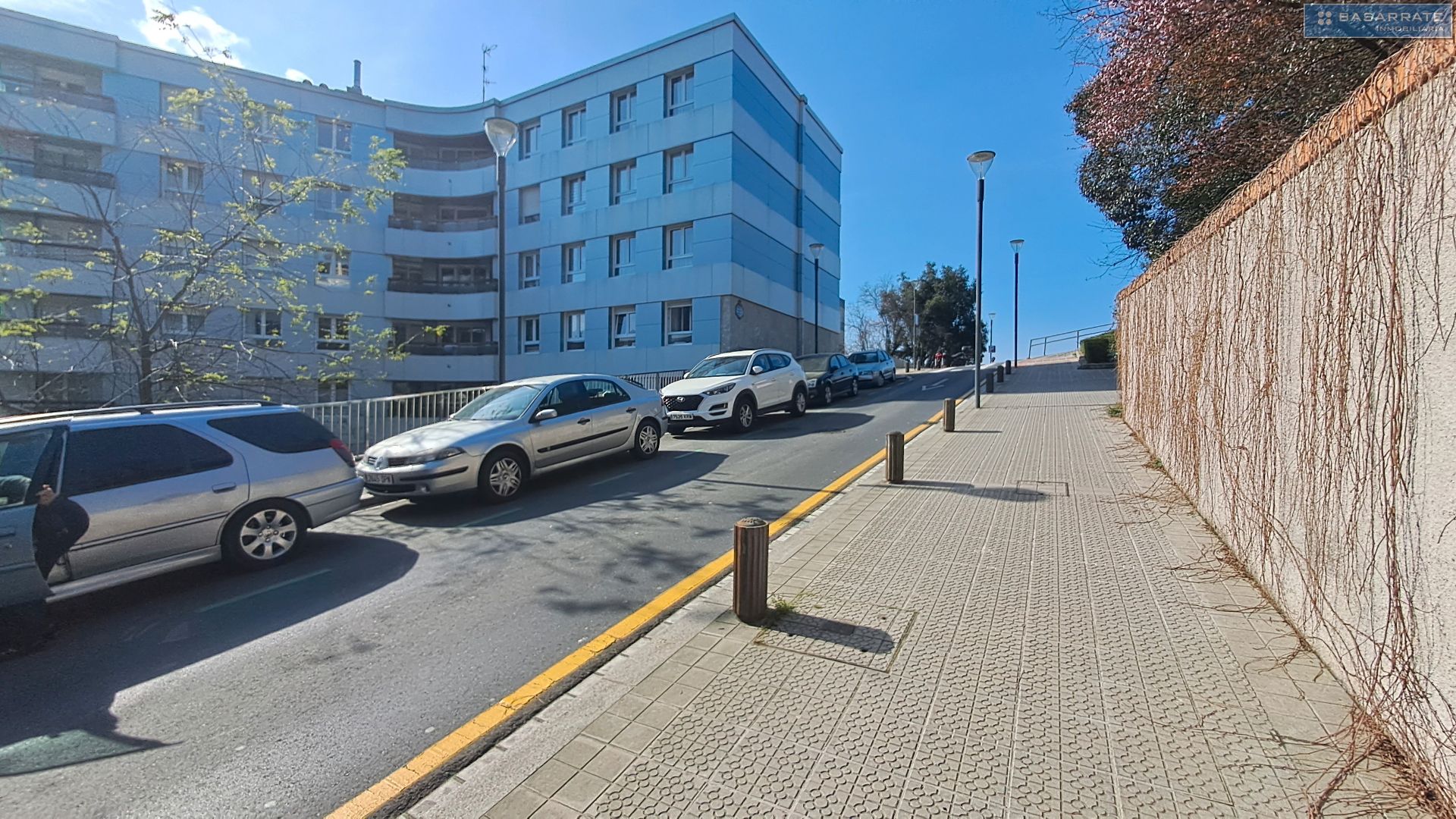 Aparcament de Pis en venda en Bilbao  amb Calefacció, Terrassa i Traster