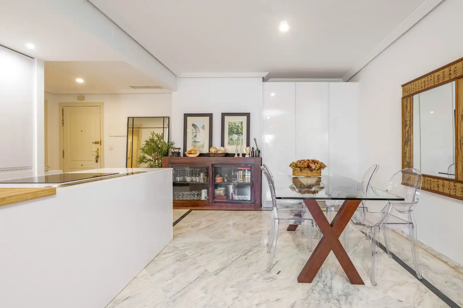 Dining room of Ground floor for sale in Marbella  with Air Conditioner, Heating and Terrace