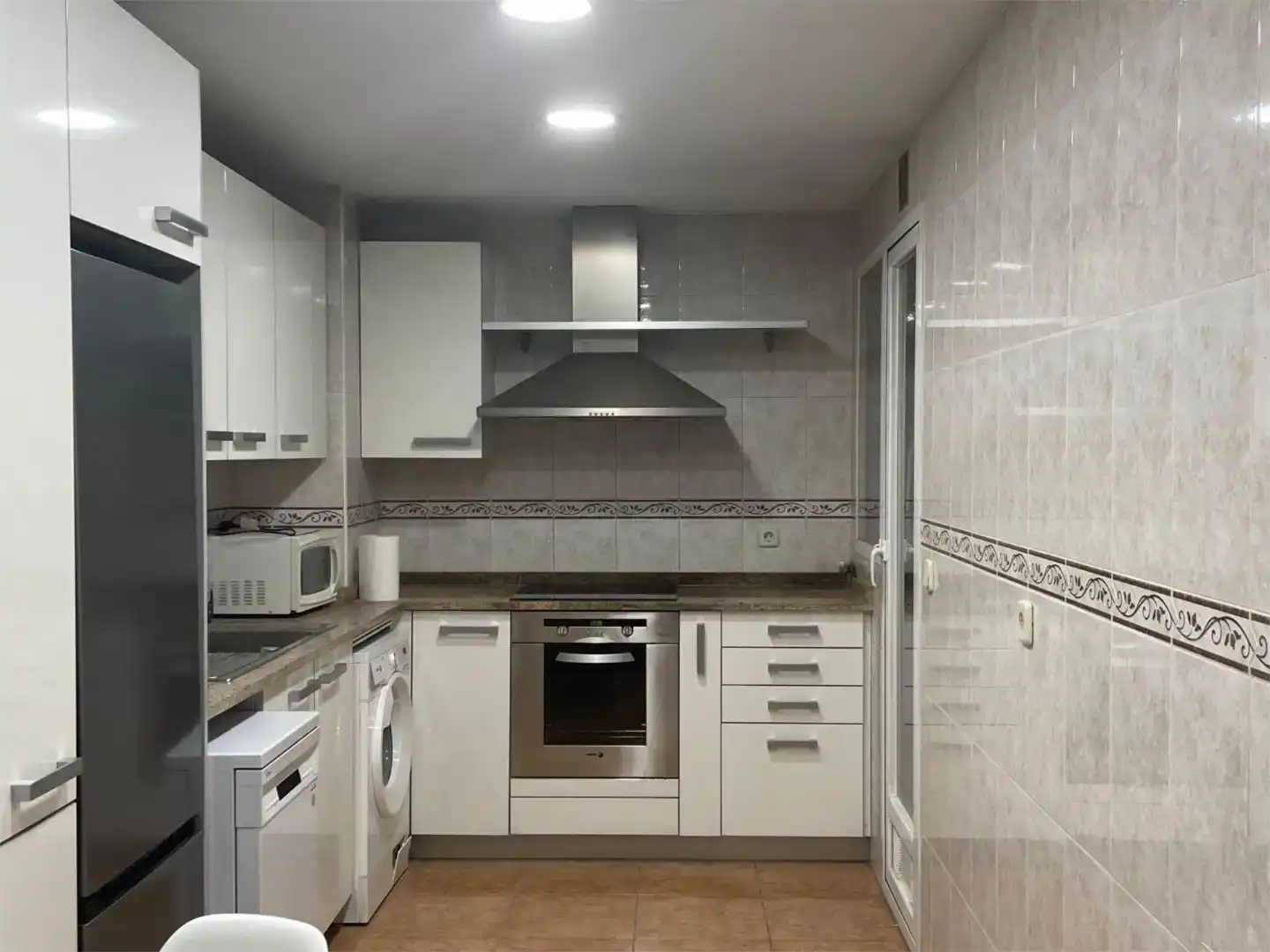 Küche von Wohnung zur Miete in  Madrid Capital mit Klimaanlage