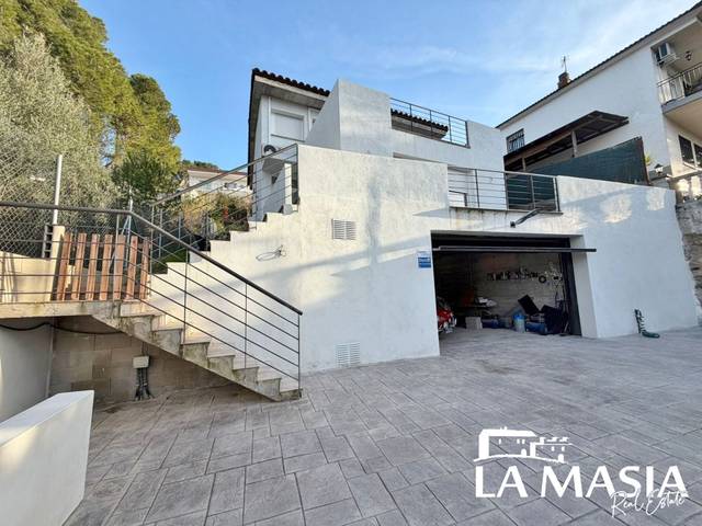 Casa-chalet en Venta en Canyelles