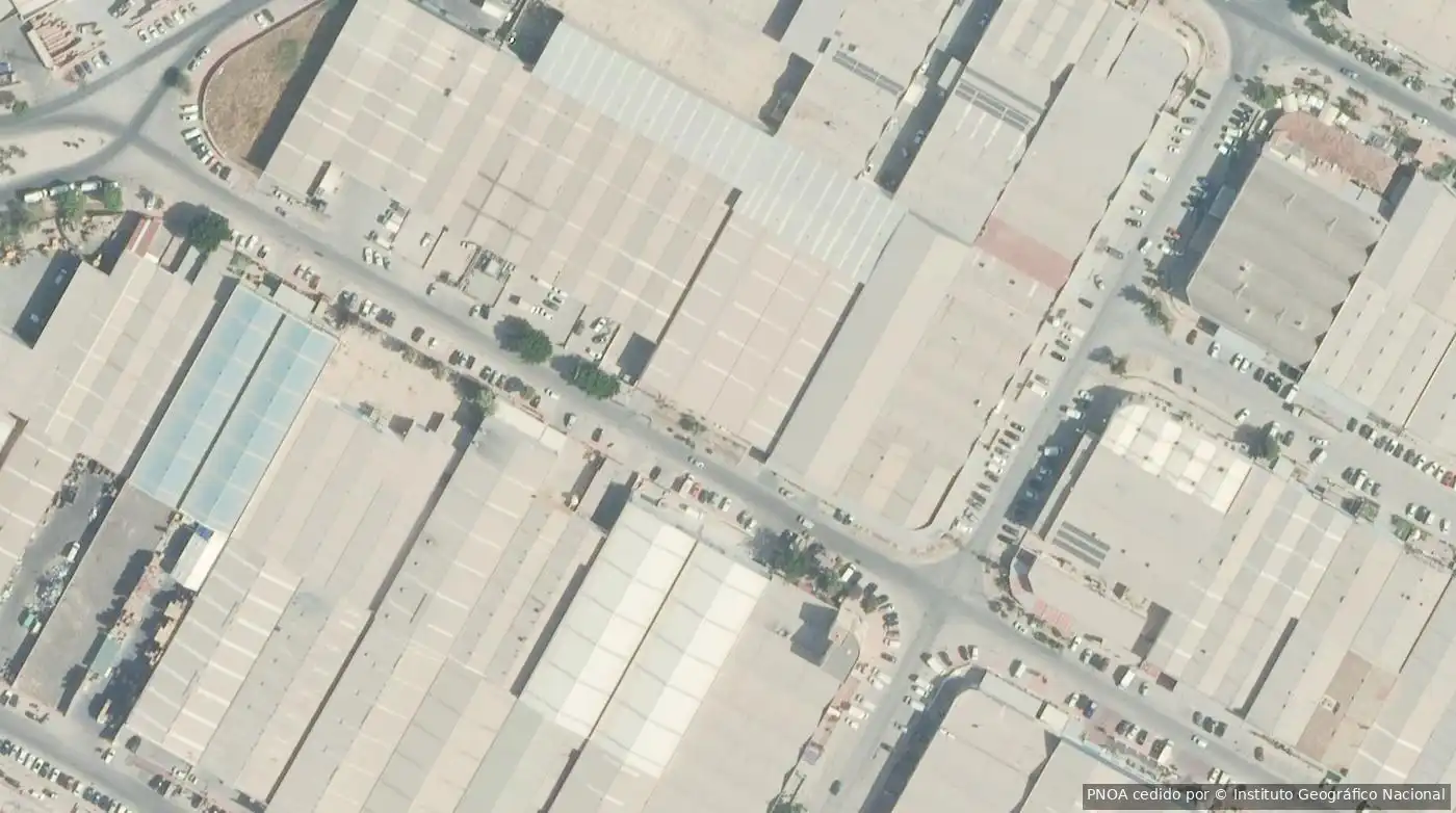 Nau industrial en venda a Churriana