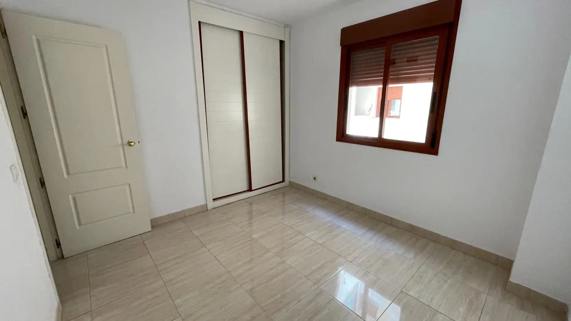 Flat for sale in LUIS PORTERO, El Tejar - Hacienda Bizcochero