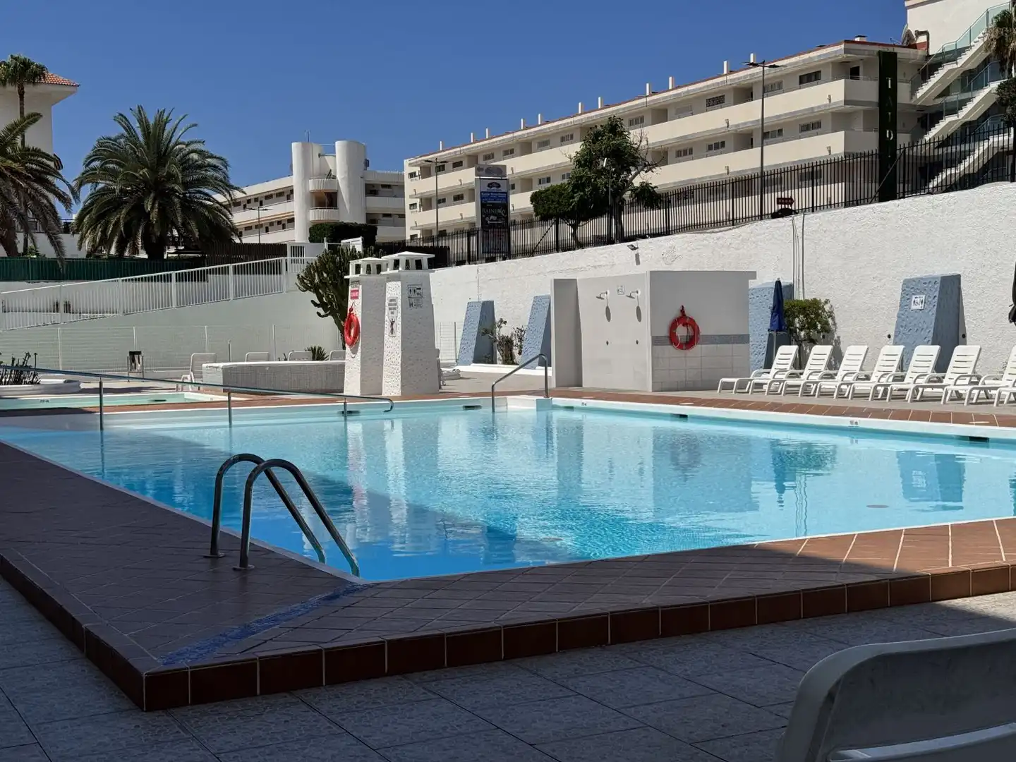Swimming pool of Apartments for sale in San Bartolomé de Tirajana  with Furnished and Community pool