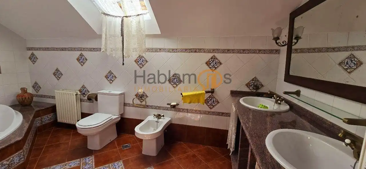 Xalet amb jardí en venda a Sobrán, imagen 40