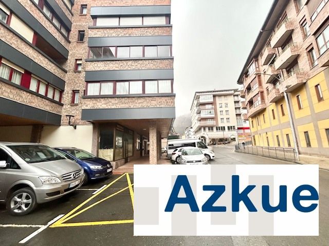 Parking de Local en venta en Zestoa