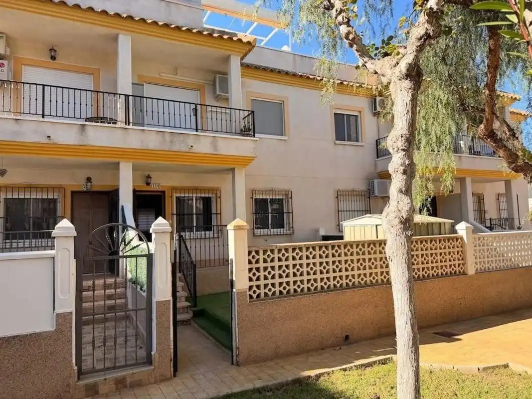 Chalet con piscina en venta en Orihuela Costa, imagen 14