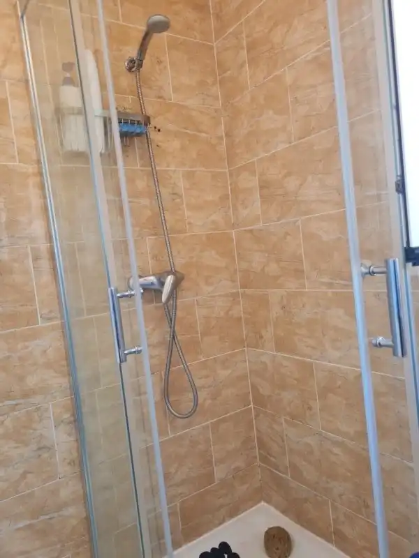 Baño de Piso en venta en Guadalajara con Calefacción