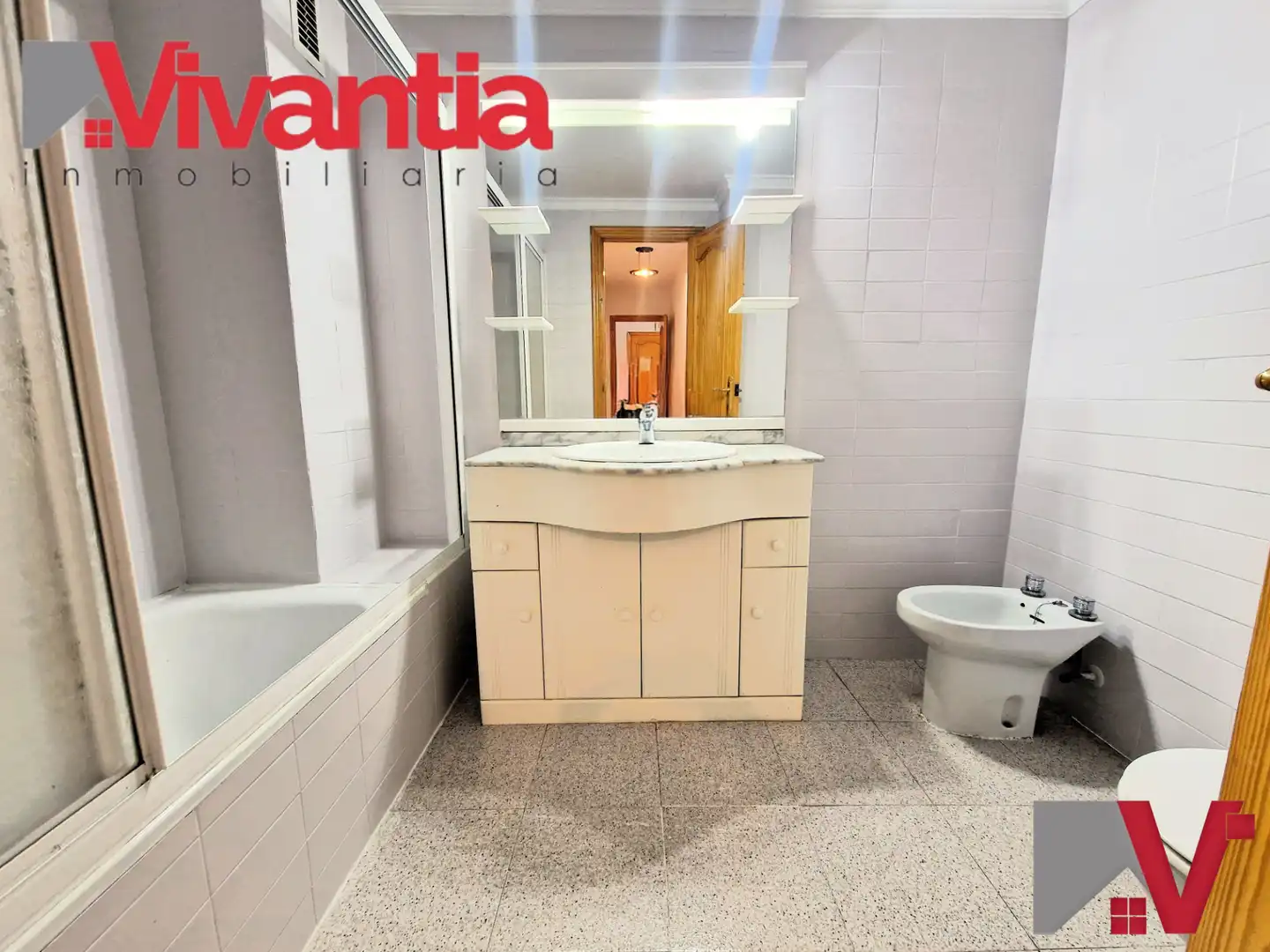 Baño de Piso en venta en Lorca con Aire acondicionado, Parquet y Terraza