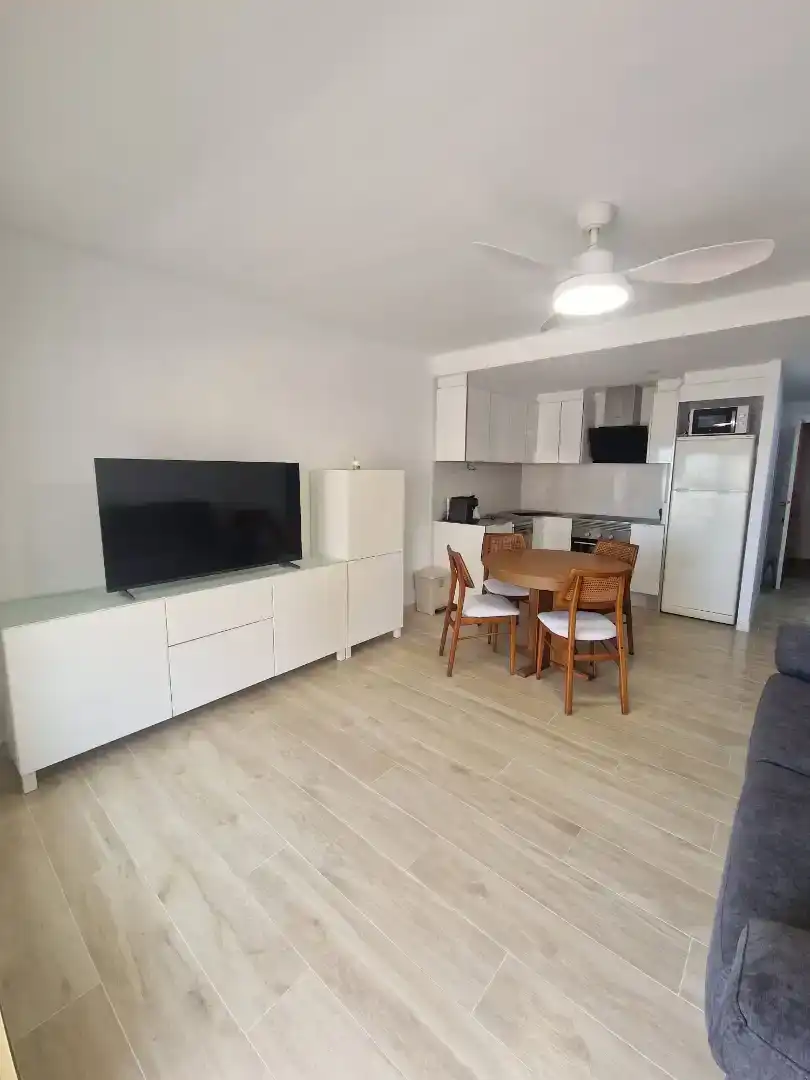 Sala d'estar de Apartament de lloguer en Cullera amb Piscina i Balcó