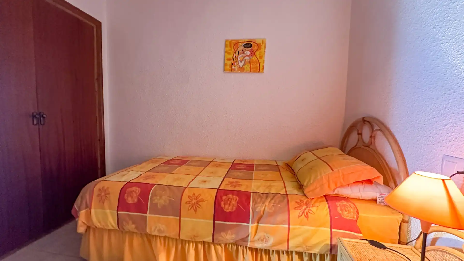 Dormitori de Casa adosada en venda en Orihuela amb Jardí privat, Terrassa i Traster