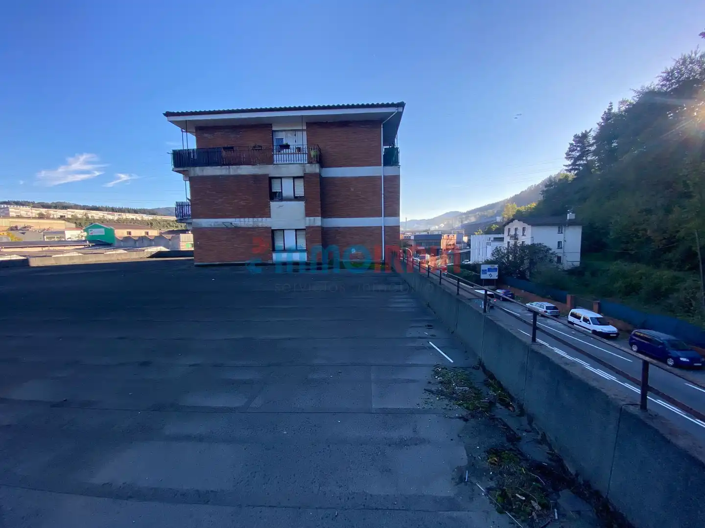 Parking of Industrial buildings for rent in Olaberria