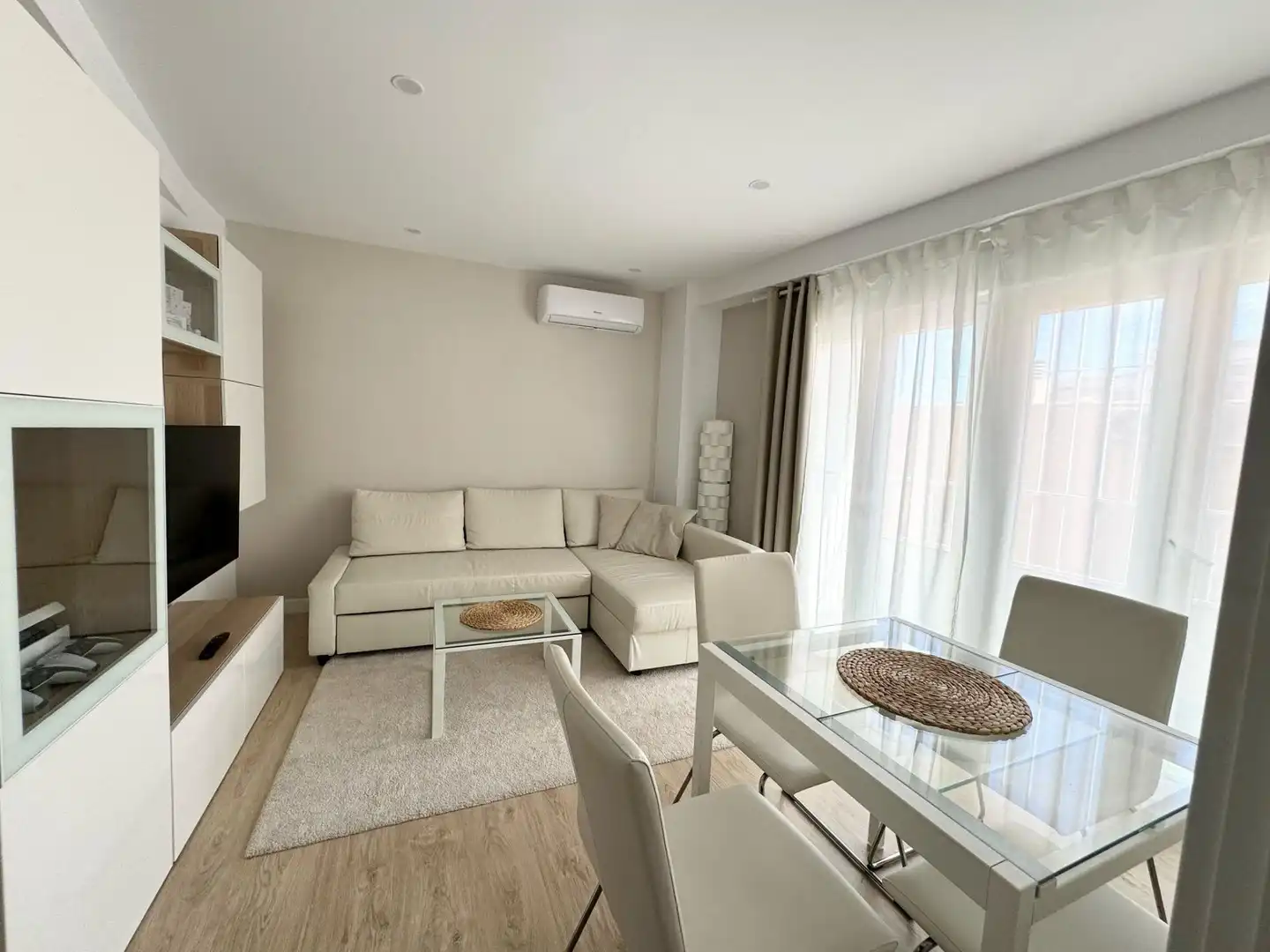 Piso con ascensor en venta en Camino de Suarez, imagen 2