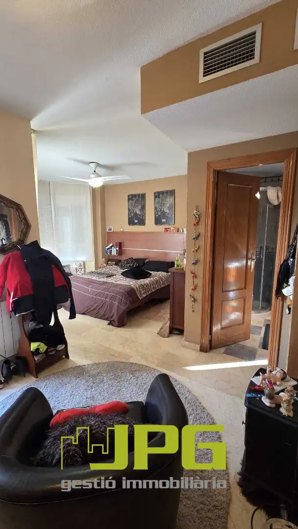 Dormitori de Casa adosada en venda en Sant Joan d'Alacant amb Aire condicionat, Calefacció i Jardí privat