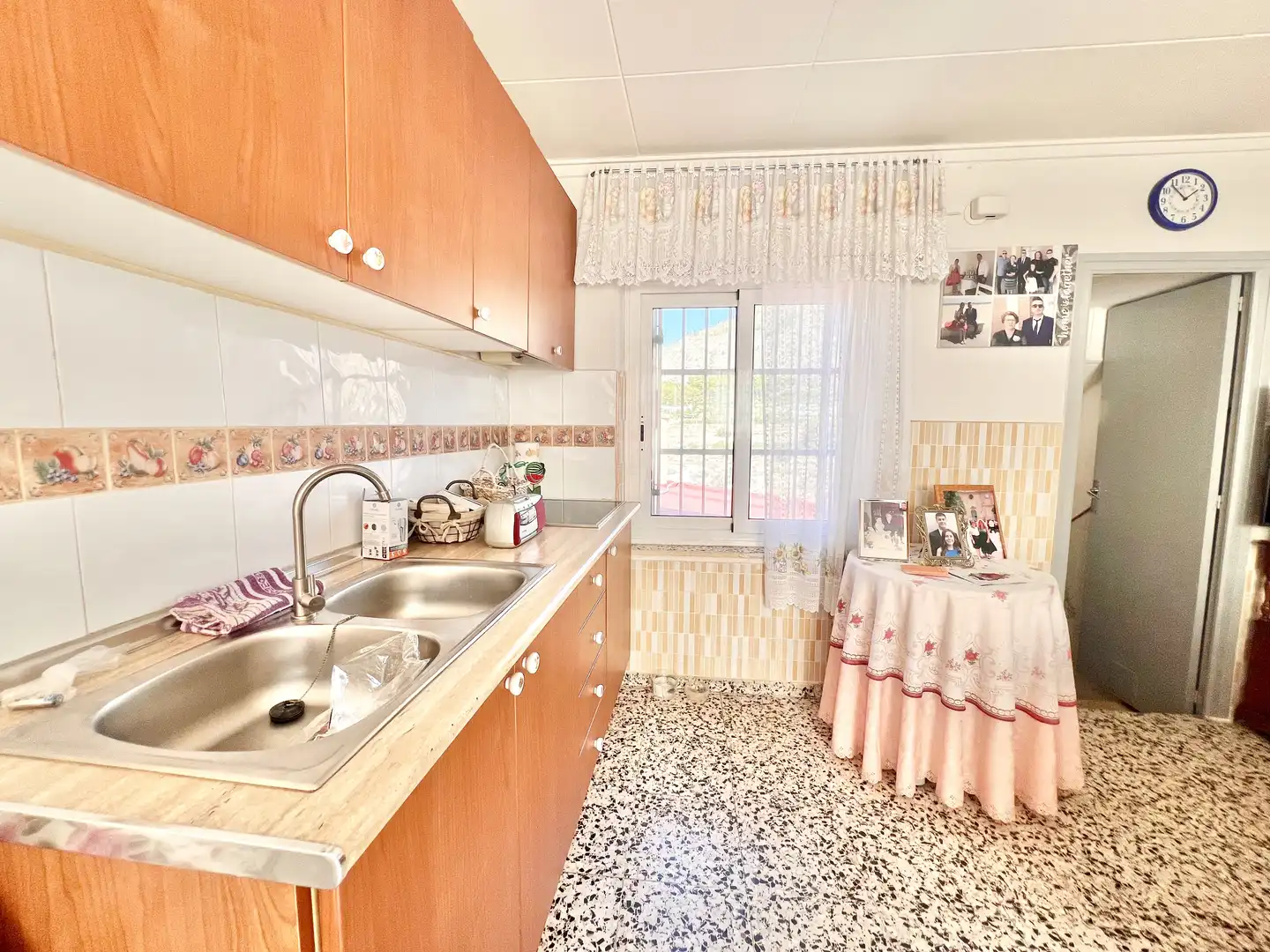 Cocina de Casa o chalet en venta en Petrer con Jardín privado, Terraza y Horno