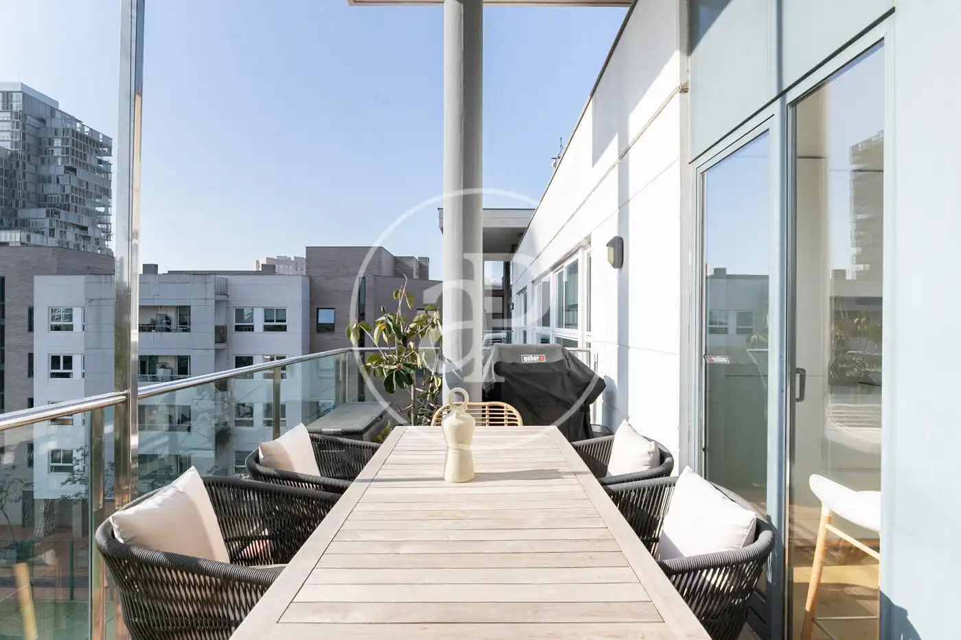 Terrassa de Pis en venda en Barcelona amb Aire condicionat, Calefacció i Jardí privat