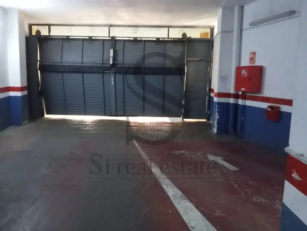 Individual amb ascensor en venda a Carrer de Palència, imagen 4