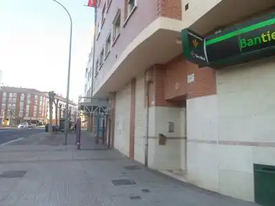 Aparcament amb ascensor en venda a Portillejo, imagen 7