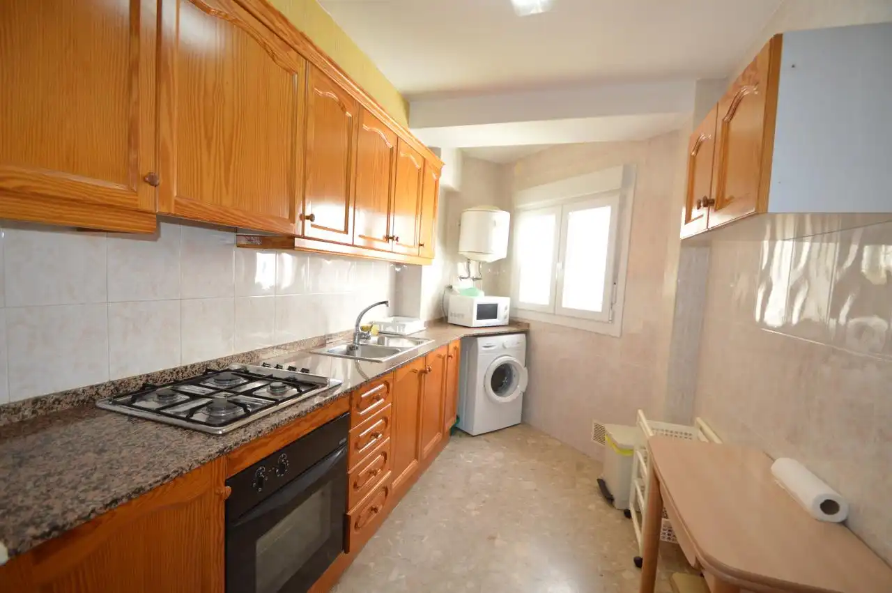 Flat with terrace for sale in Casco Urbano, imagen 9