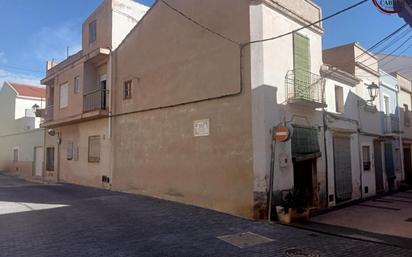 Vista exterior de Casa adosada en venda en Daimús amb Terrassa