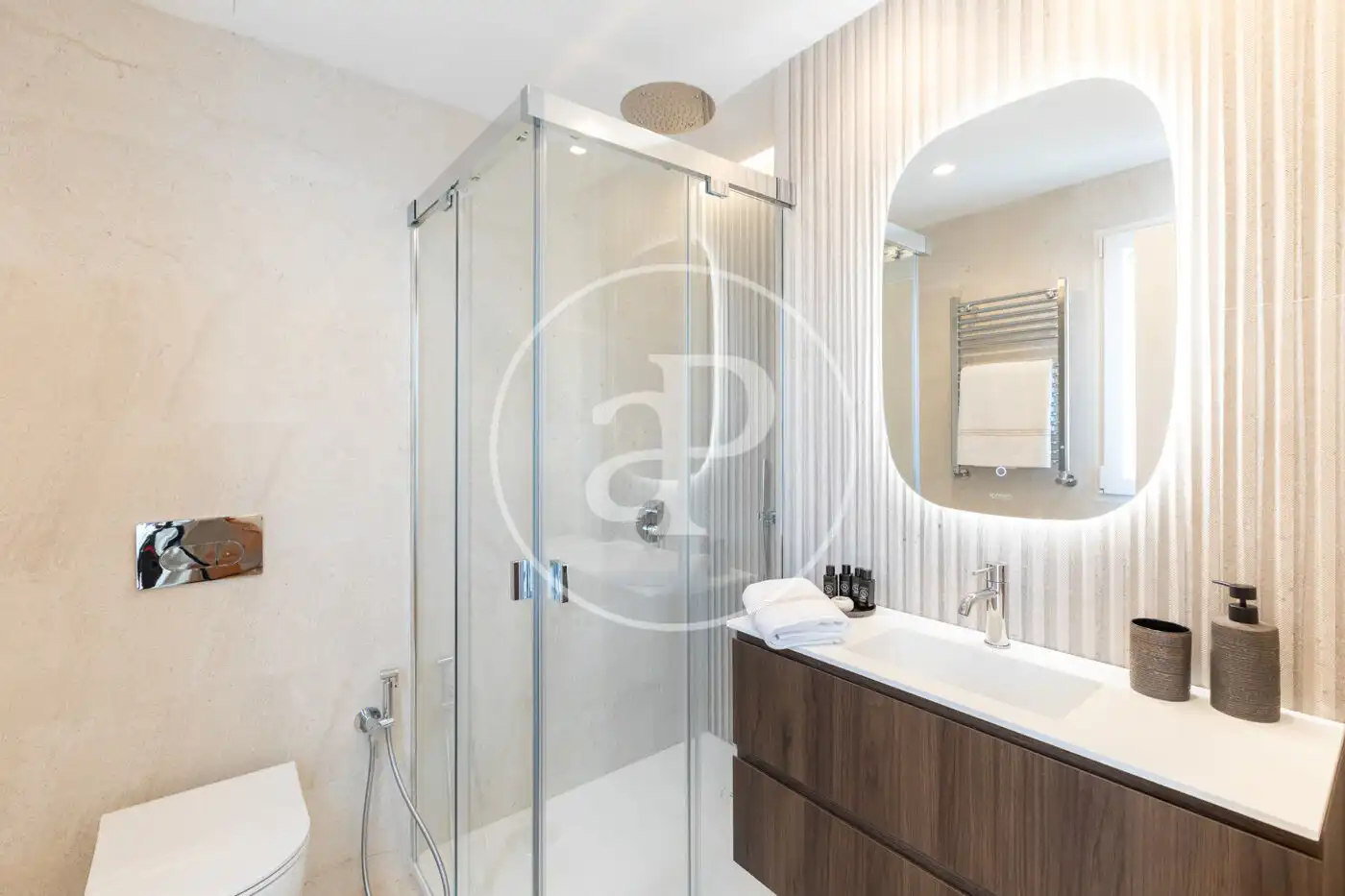 Bathroom of Duplexes for sale in Madrid  with Air Conditioner, Heating and Terrace