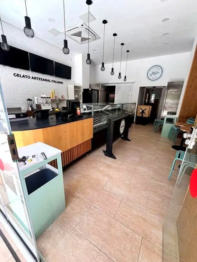Local de alquiler en Bailén - Miraflores