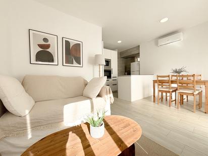 Sala d'estar de Apartament en venda en Santa Pola amb Aire condicionat, Terrassa i Traster