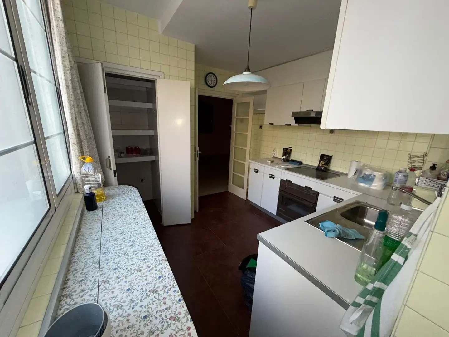 Kitchen of Flat for sale in Zaragoza  with Heating, Terrace and Furnished