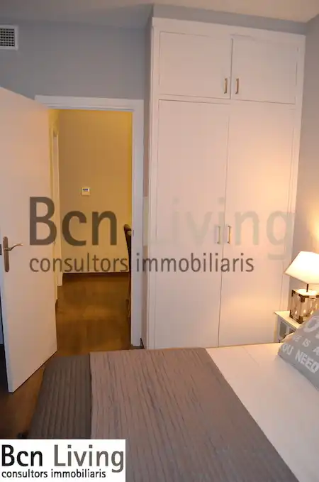 Dormitori de Pis de lloguer en Barcelona amb Aire condicionat, Calefacció i Parquet