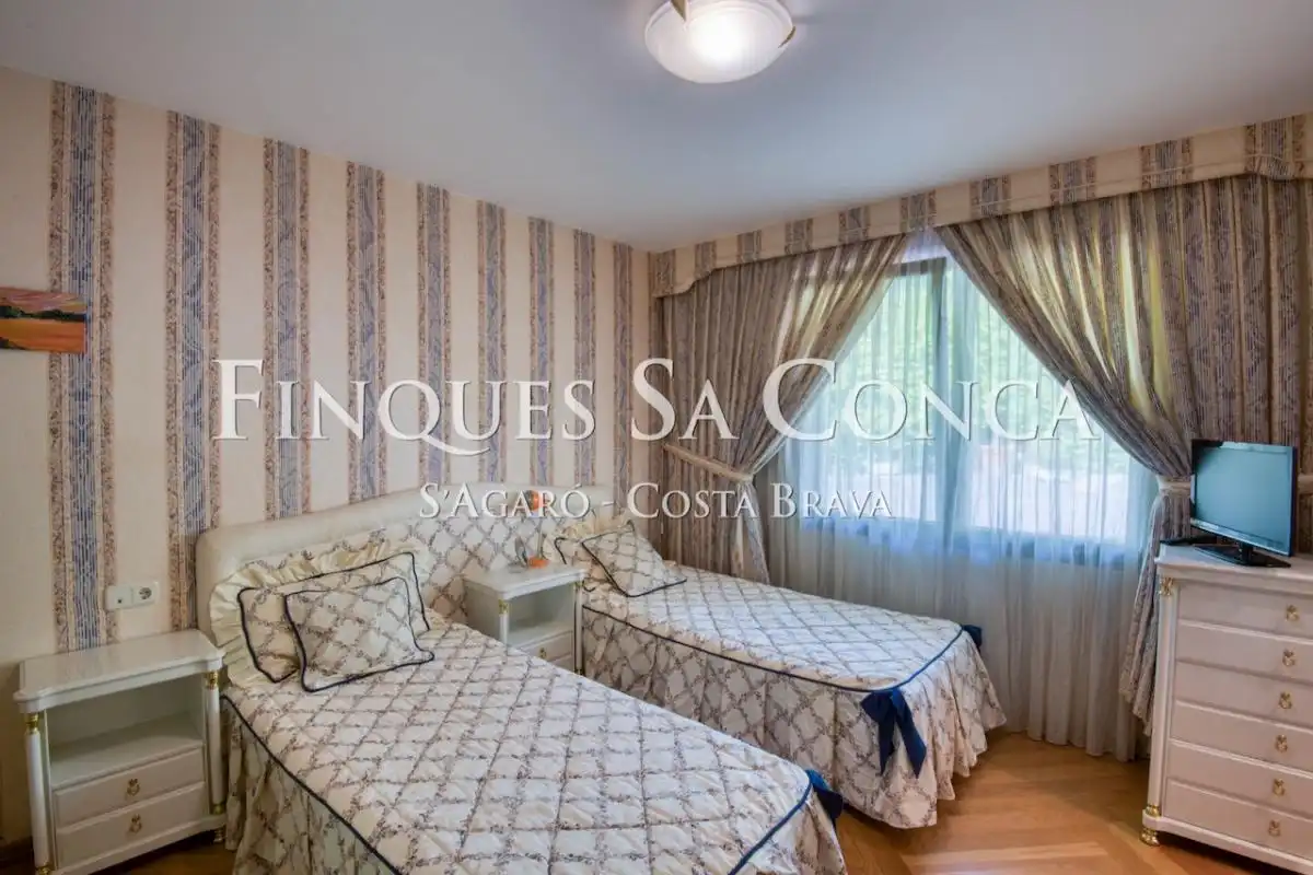 Habitación de Casa o chalet en venta en Castell d'Aro, Platja d'Aro i s'Agaró con Aire acondicionado, Calefacción y Piscina