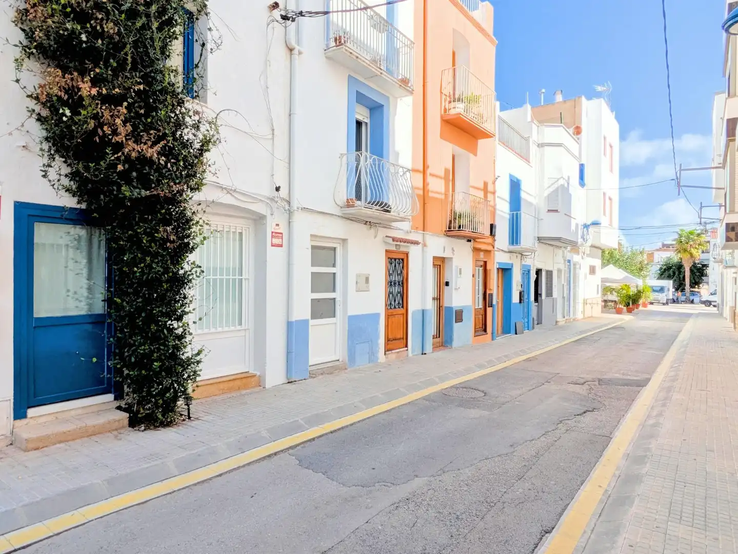 Vista exterior de Casa o chalet en venta en Alcanar con Balcón