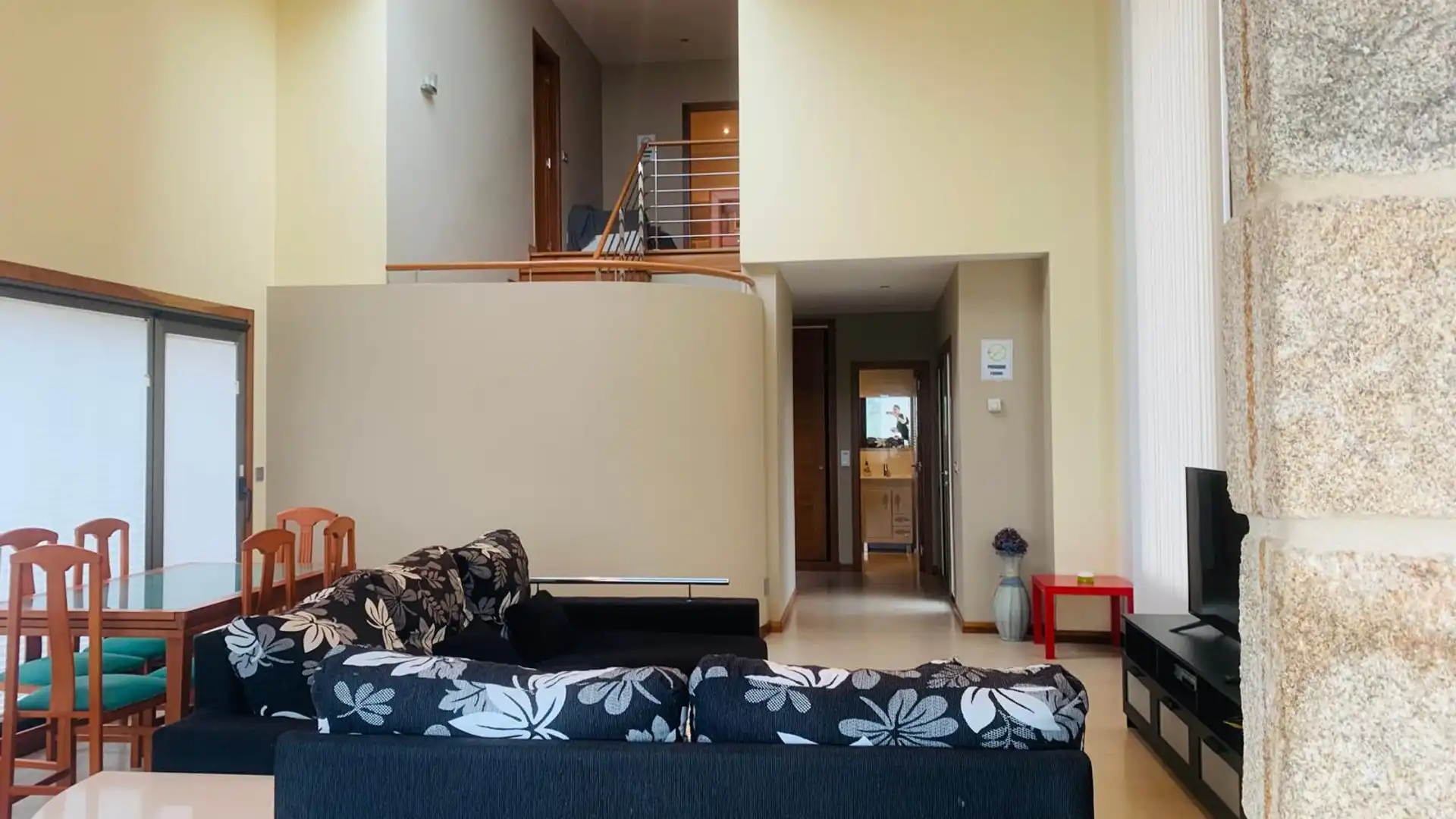 Sala de estar de Casa o chalet en venta en Sanxenxo con Calefacción, Jardín privado y Trastero