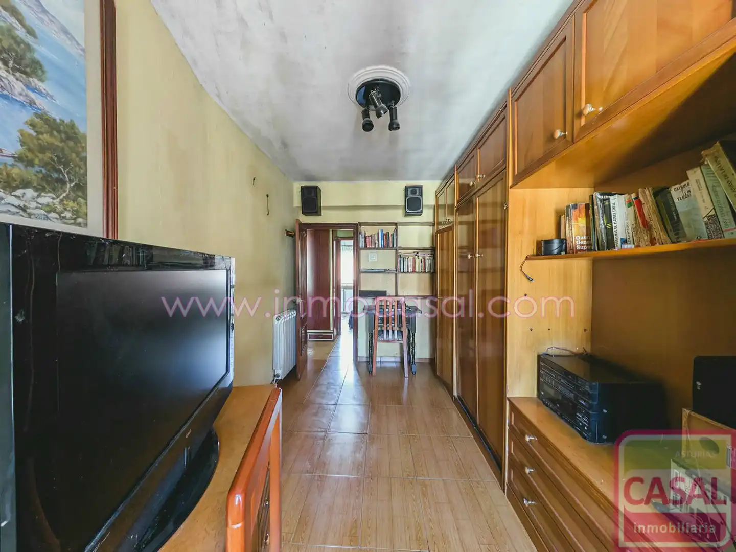 Sala de estar de Piso en venta en Mieres (Asturias) con Calefacción, Trastero y Amueblado
