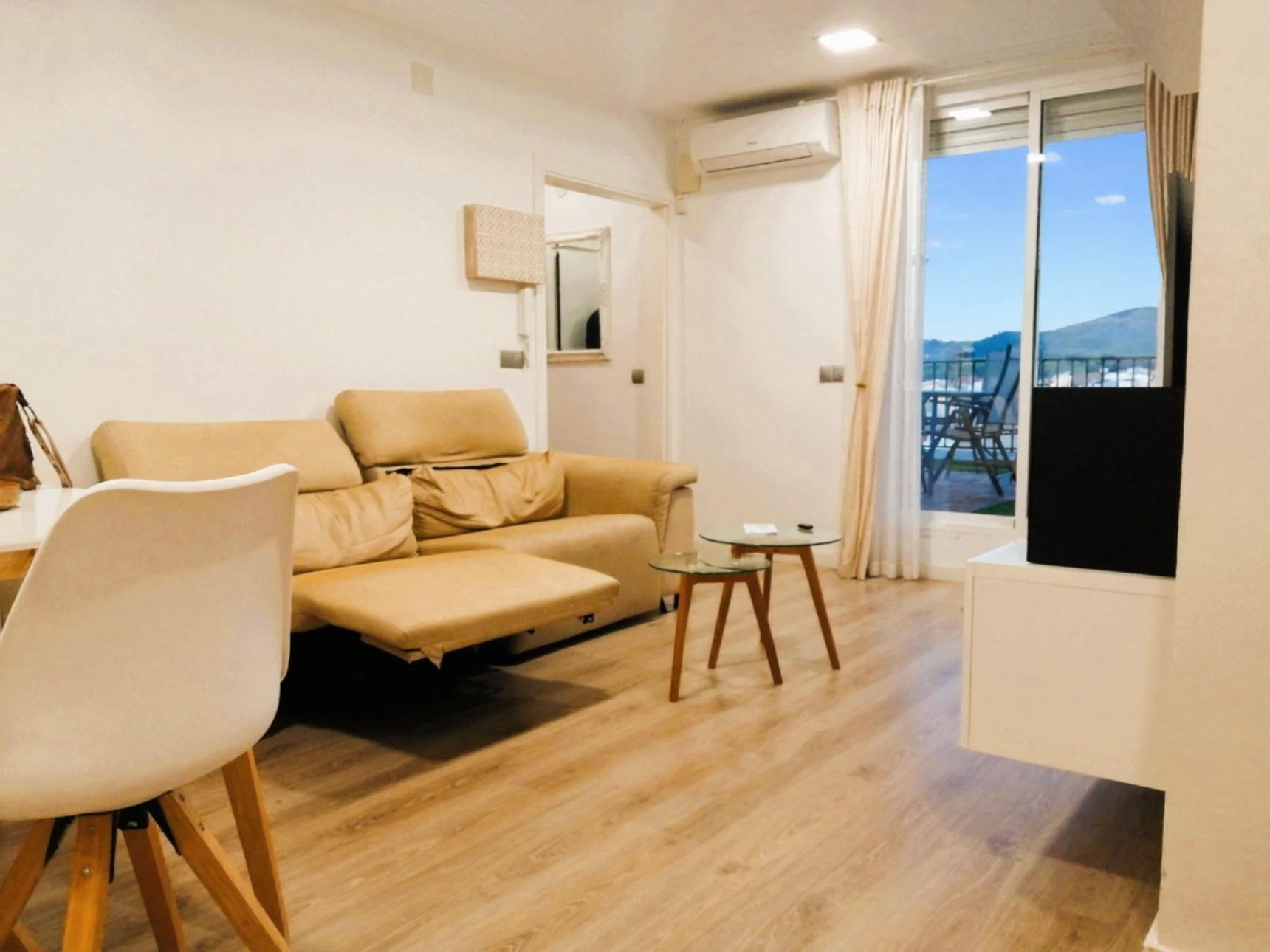 Sala d'estar de Àtic en venda en Sant Pere de Ribes amb Aire condicionat, Calefacció i Terrassa