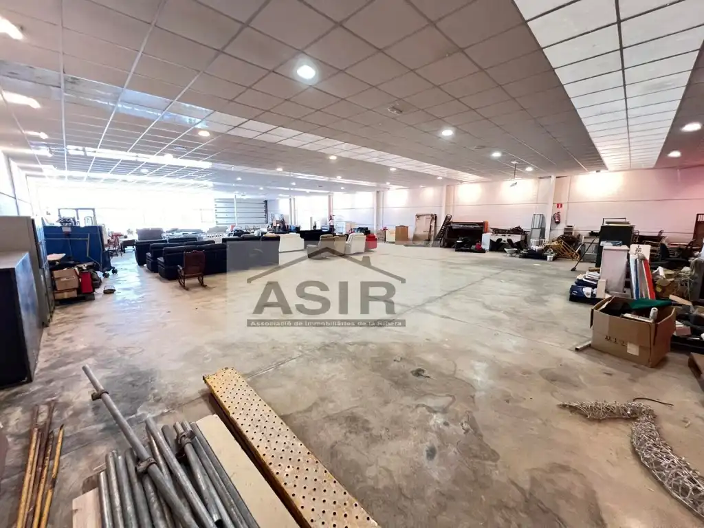 Nau industrial en venda en Benimuslem