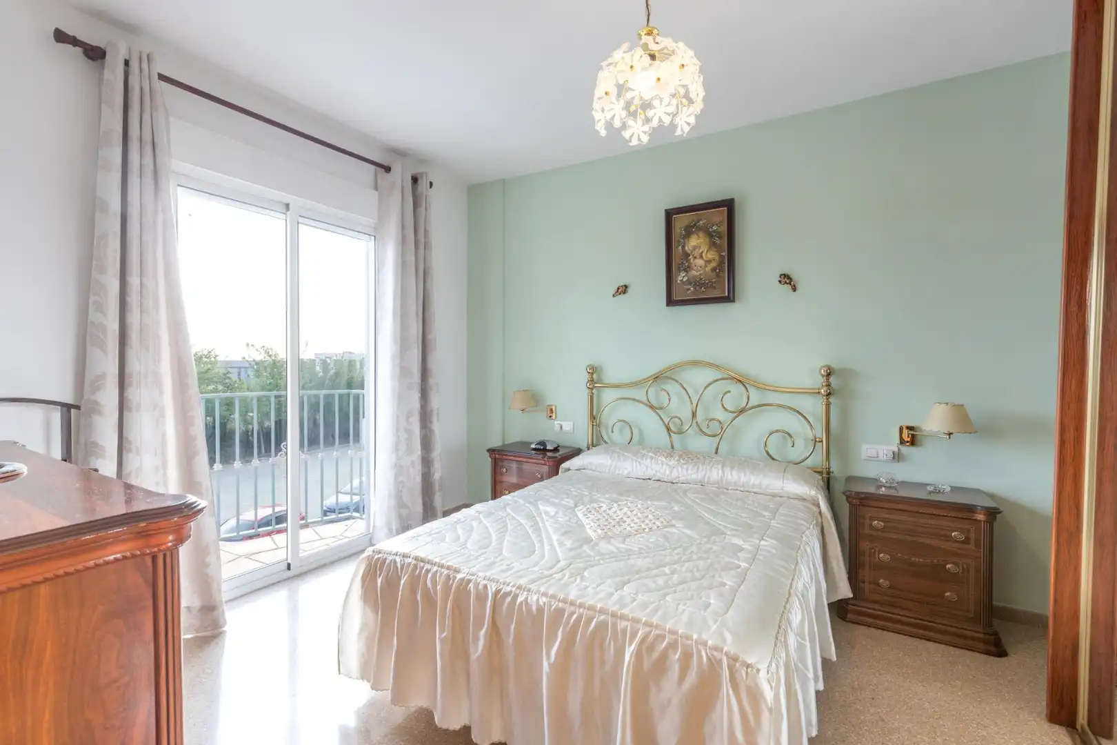 Habitación de Casa adosada en venta en Maracena con Aire acondicionado, Amueblado y Balcón