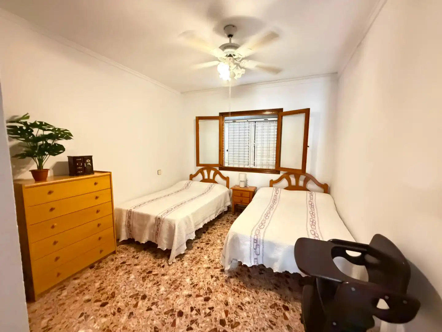 Schlafzimmer von Einfamilien-Reihenhaus zum Verkauf in Los Alcázares mit Klimaanlage, Abstellraum und Möbliert