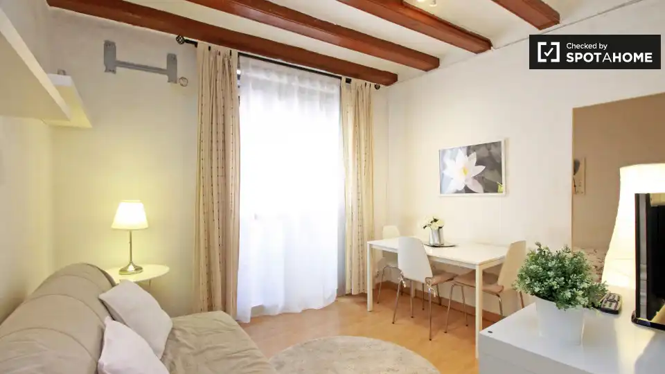 Fotografía del inmueble reportado: 1.250 €/mes — El Raval, Barcelona