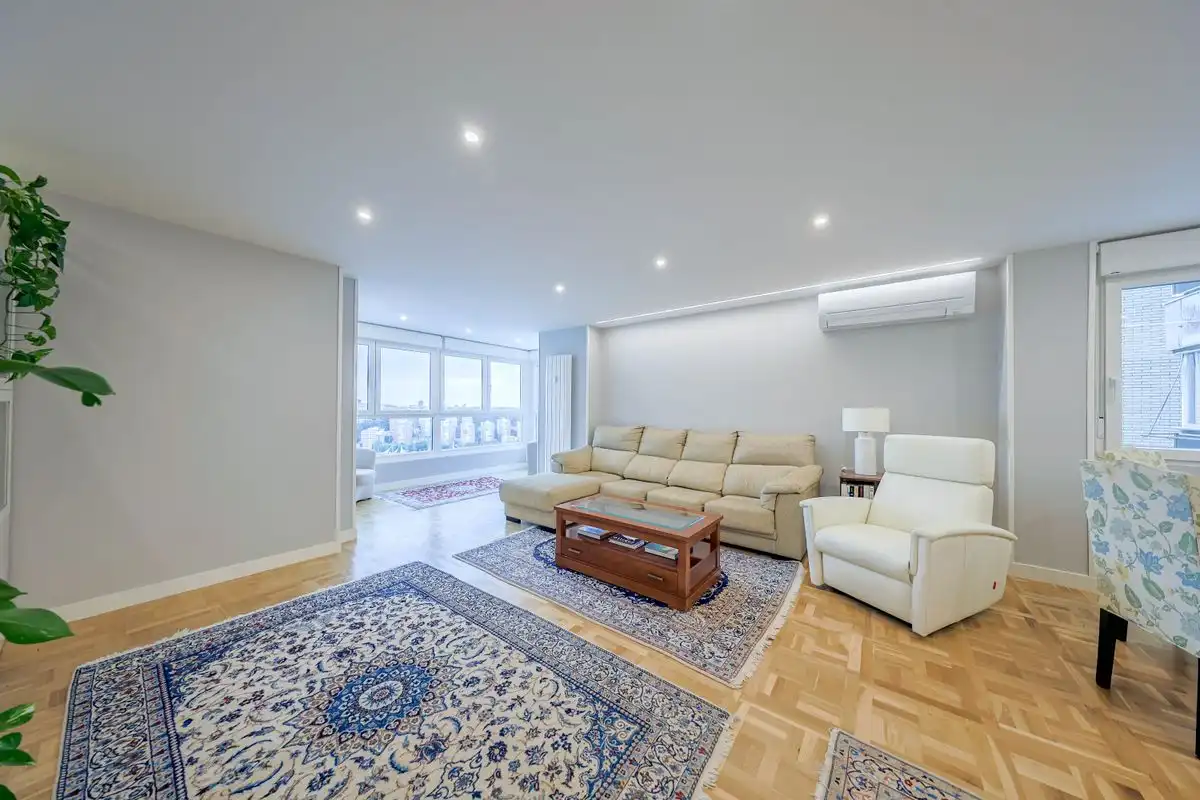 Flat with pool for sale in Calle de Fermín Caballero, imagen 6