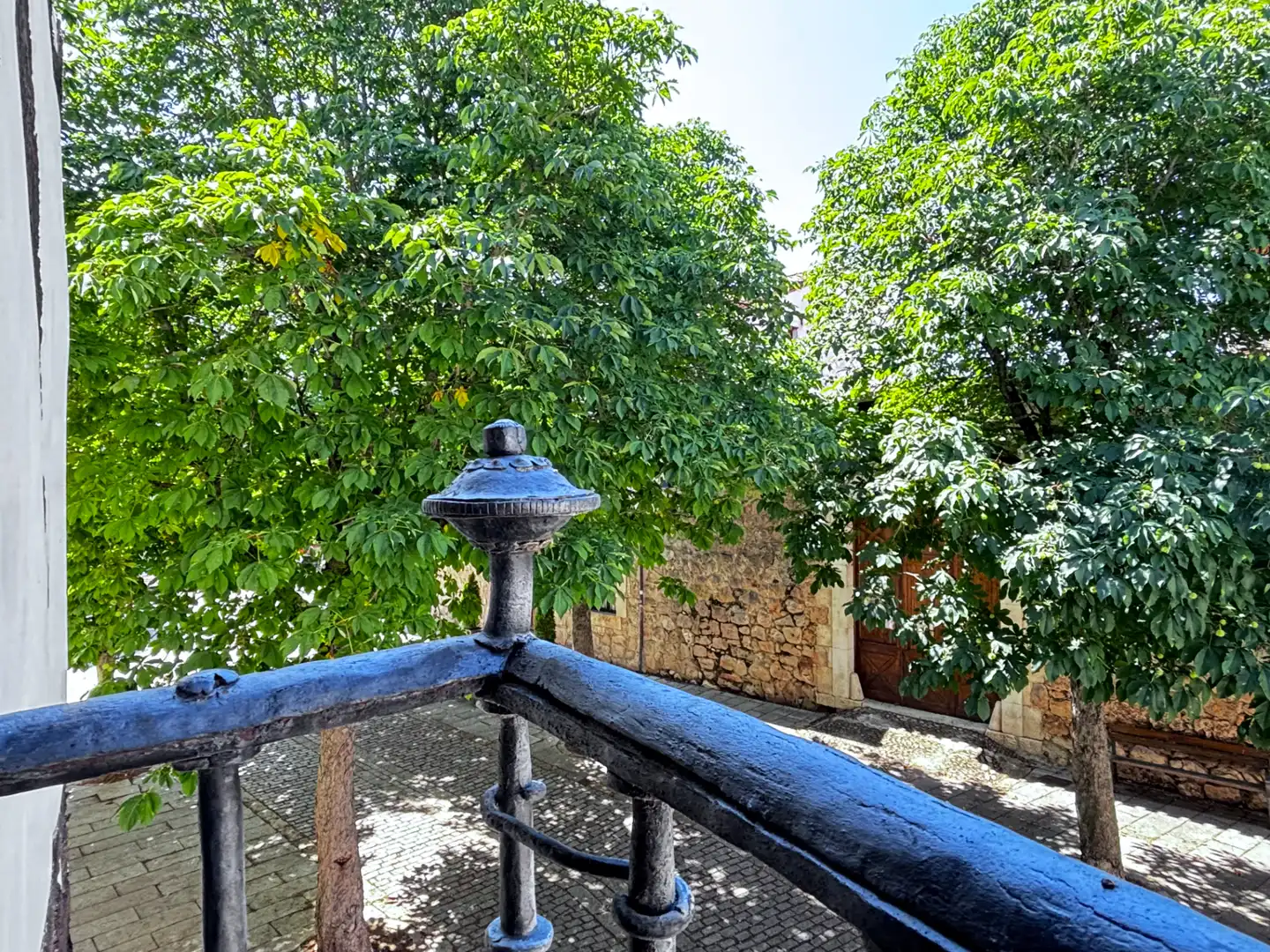Vista exterior de Finca rústica en venda en Mecerreyes amb Aire condicionat, Terrassa i Balcó