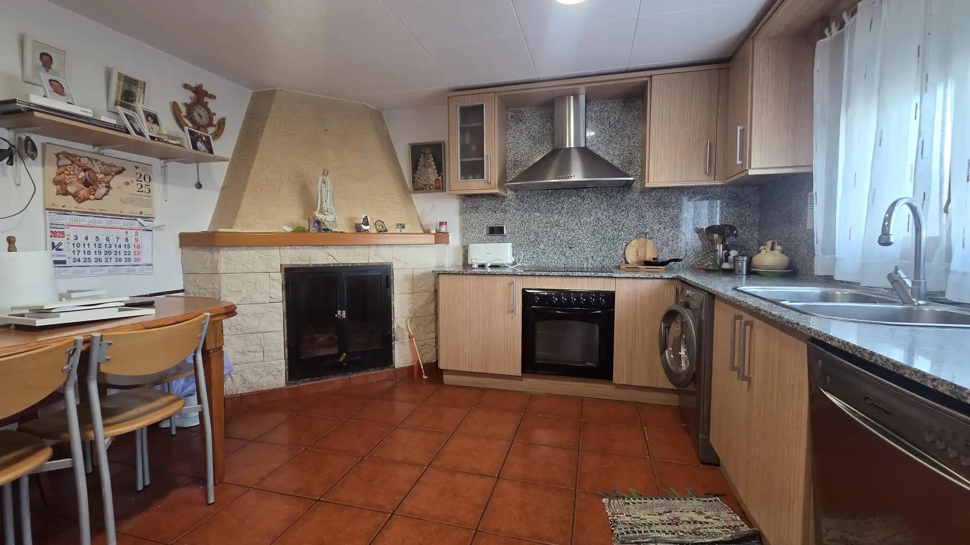 Cocina de Casa adosada en venta en Lleida con Calefacción