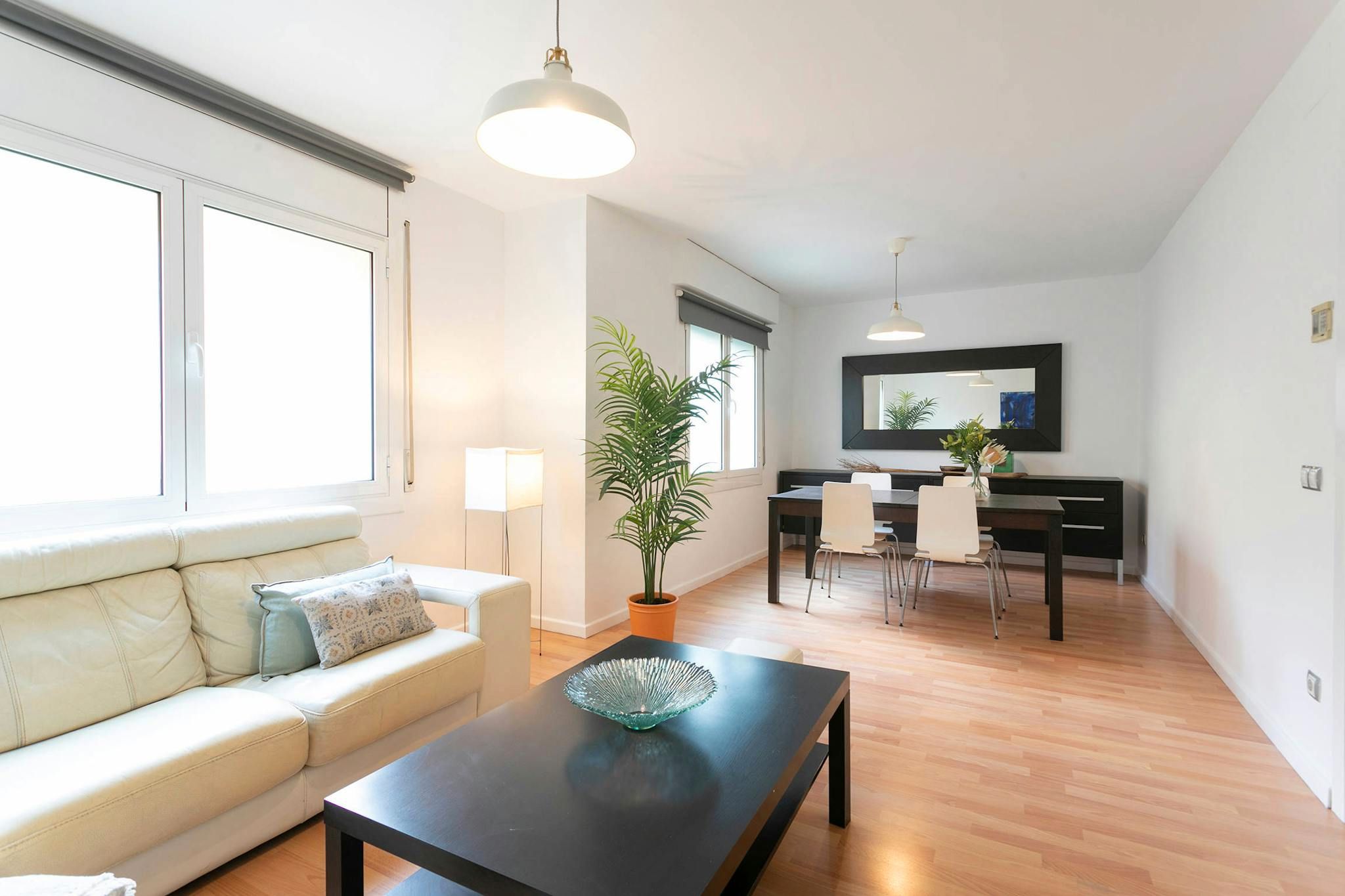 Living room of Flat to rent in  Barcelona Capital  with Air Conditioner, Furnished and TV