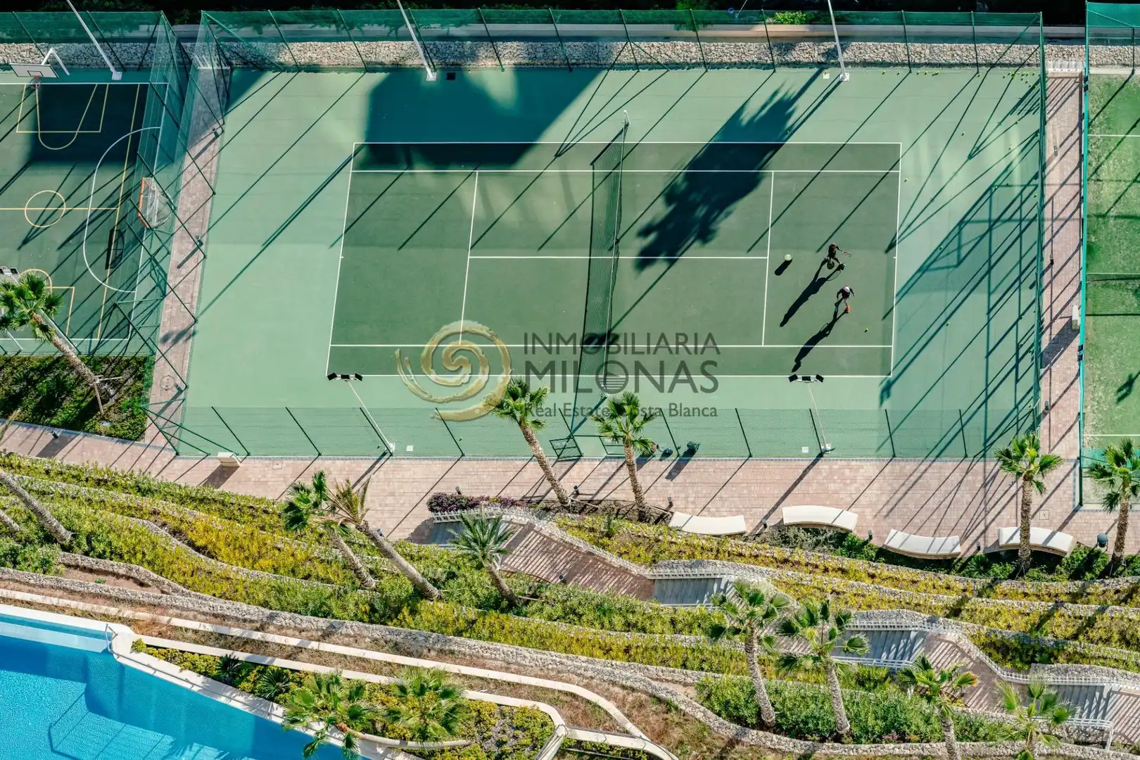 Piscina de Apartament en venda en Benidorm amb Aire condicionat, Terrassa i Traster